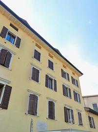 2 CAMERE DOPPIE con BAGNO FINESTRATO E CANTINA