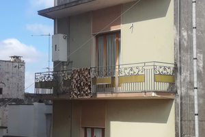 Sternatia si svende Palazzina centro storico