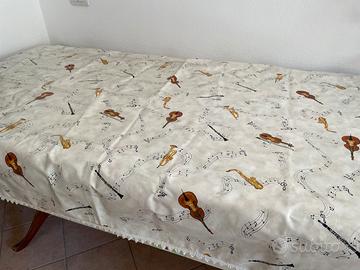 Tovaglia plastificata tema musica