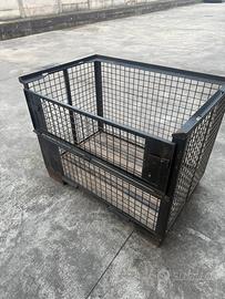 Cassone in ferro retinato