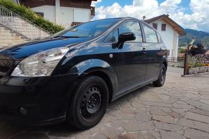 TOYOTA Corolla Verso