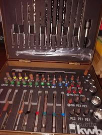 attrezzi vari per hobby 