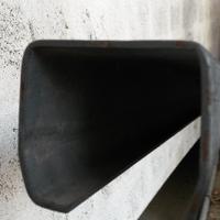 Profili a "C" in lamiera o guide portoni