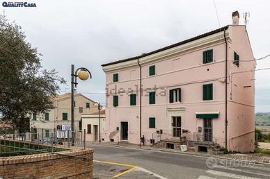 Appartamento predisposto per due unità CHIARAVALLE