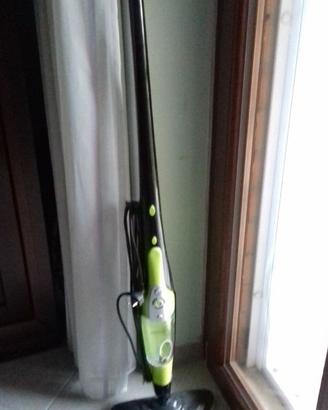lavapavimenti a vapore