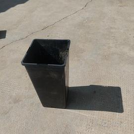Vaso 11x11x21 x piantine vivaio nero