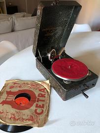 Grammofono a valigetta