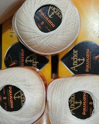 Gomitolo di cotone PELLICANO 100g titolo 8