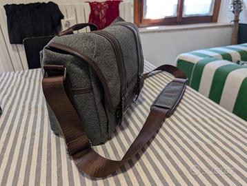 Borsa per fotocamera con tracolla