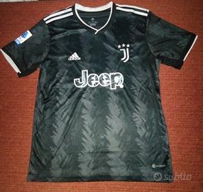 seconda maglia Juventus 22/23 taglia L, come nuova