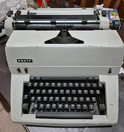 Macchina da scrivere vintage