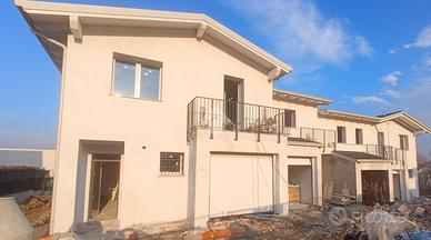 VILLA A SCHIERA A CASALGRANDE