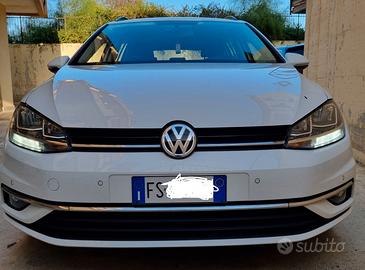 Golf VII 2017 Variant 1.6 tdi 115cv.