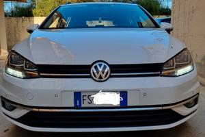 Golf VII 2017 Variant 1.6 tdi 115cv.