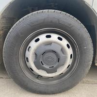 4 PNEUMATICI RENAULT TRAFFIC 205/65 R16 107/105T