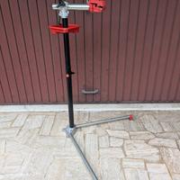 Cavalletto per manutenzione biciclette 