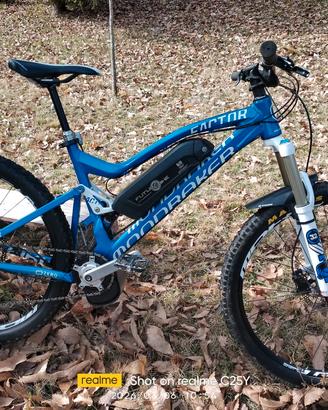 bici elettrica  Bi  ammortizzata