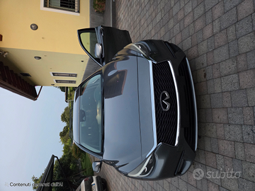 Infiniti q30 1.5 dct