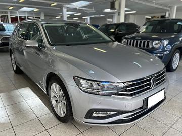 VOLKSWAGEN Passat Variant 2.0 TDI SCR EVO DSG Bu