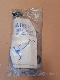Antifurto cofani vespa px 125-150-200 ricamb.epoca