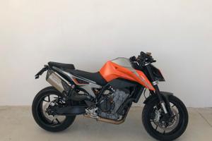 KTM DUKE 790