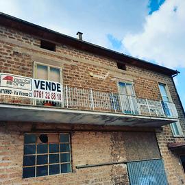 Casa indipendente a Vetralla