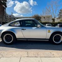 Porsche 911 Carrera