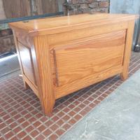 Cassapanca abete piccola.