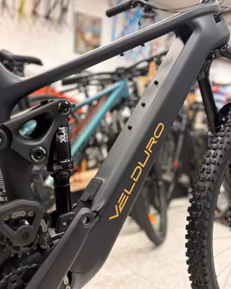 Bici VELDURO ROGUE X