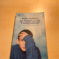 Libro Lo strano caso del cane ucciso a mezzanotte