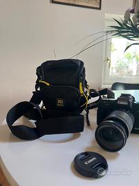 Mirrorless Canon EOS M5 + EF-M 18-150mm