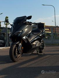Tmax 530 SX 2018