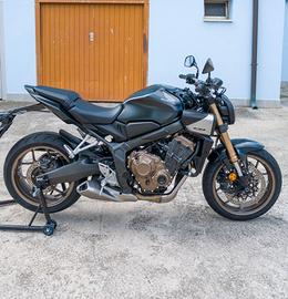Honda CB 650 R 2024  35kw