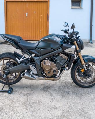 Honda CB 650 R 2024  35kw