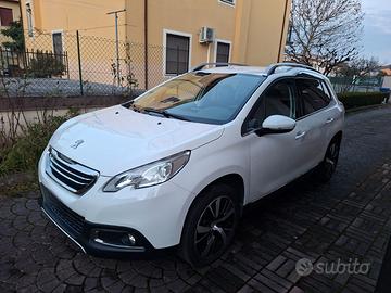 PEUGEOT 2008 1.6 BlueHDi 120cv S&S Feline