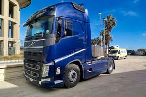 Volvo Trucks FH 500 Retarder IN ARRIVO