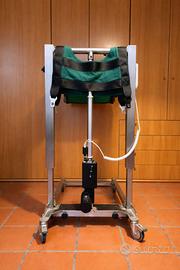 Sollevatore a motore per invalidi fino a 150 kg