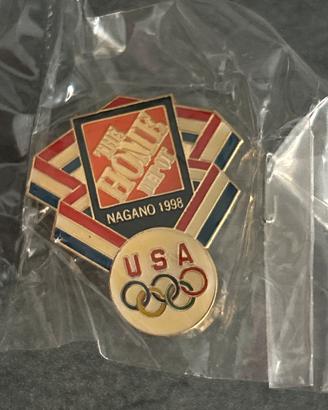 "Pin Trading" Olimpiadi collezione