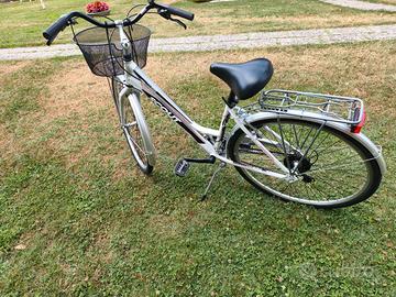 BICICLETTA DONNA MARCA SCOUT