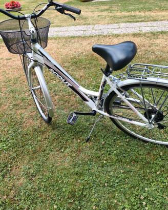 BICICLETTA DONNA MARCA SCOUT