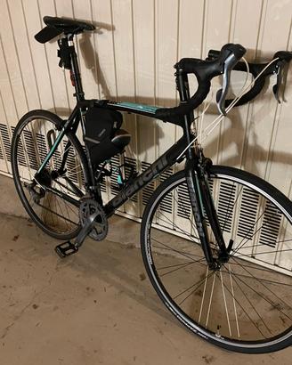 BIANCHI VIA NIRONE 7 RIM shimano 105 11v