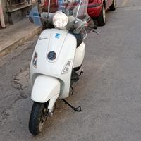 Vespa 50 Lx