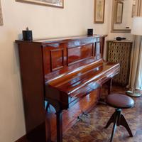 Pianoforte verticale George Russell