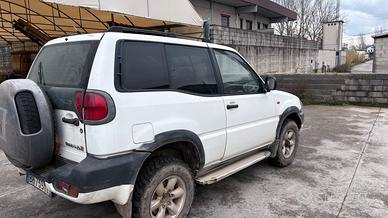 Nissan Terrano 2 autocarro