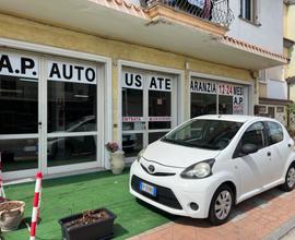 Toyota Aygo 1.0 12V VVT-i 5 porte Cool Soda Connec