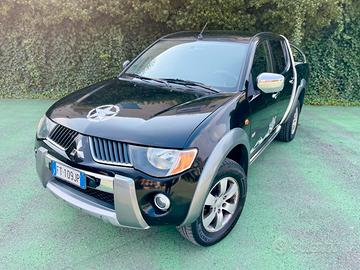 Mitsubishi L200 Automatico 4x4