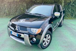 Mitsubishi L200 Automatico 4x4