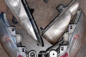 Faro, frecce ,fanale  stop SH 300