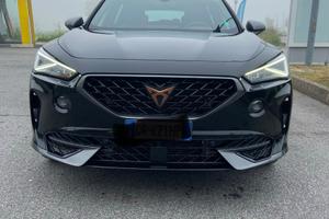 Cupra formentor hybrid plug-in 204 cv