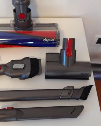 Dyson V8 absolute pro